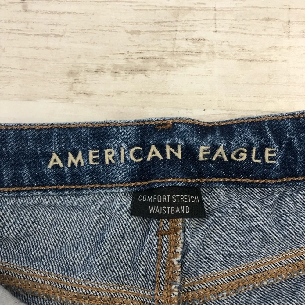 AMERICAN EAGLE Women’s Blue Ripped Short Size 4 - Picture 4 of 8